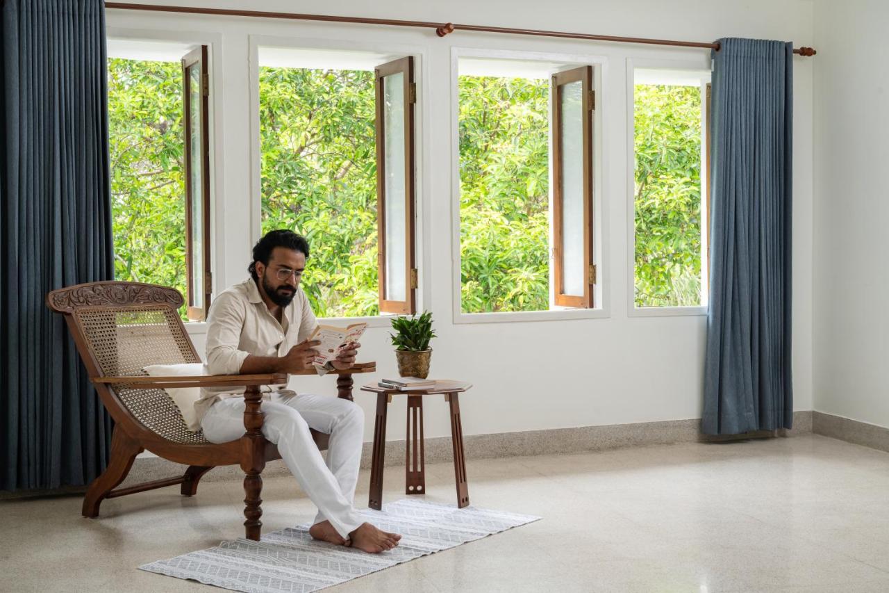 The Sacred Lotus Ayurveda Wellness Retreat Hotel Kochi Exterior photo