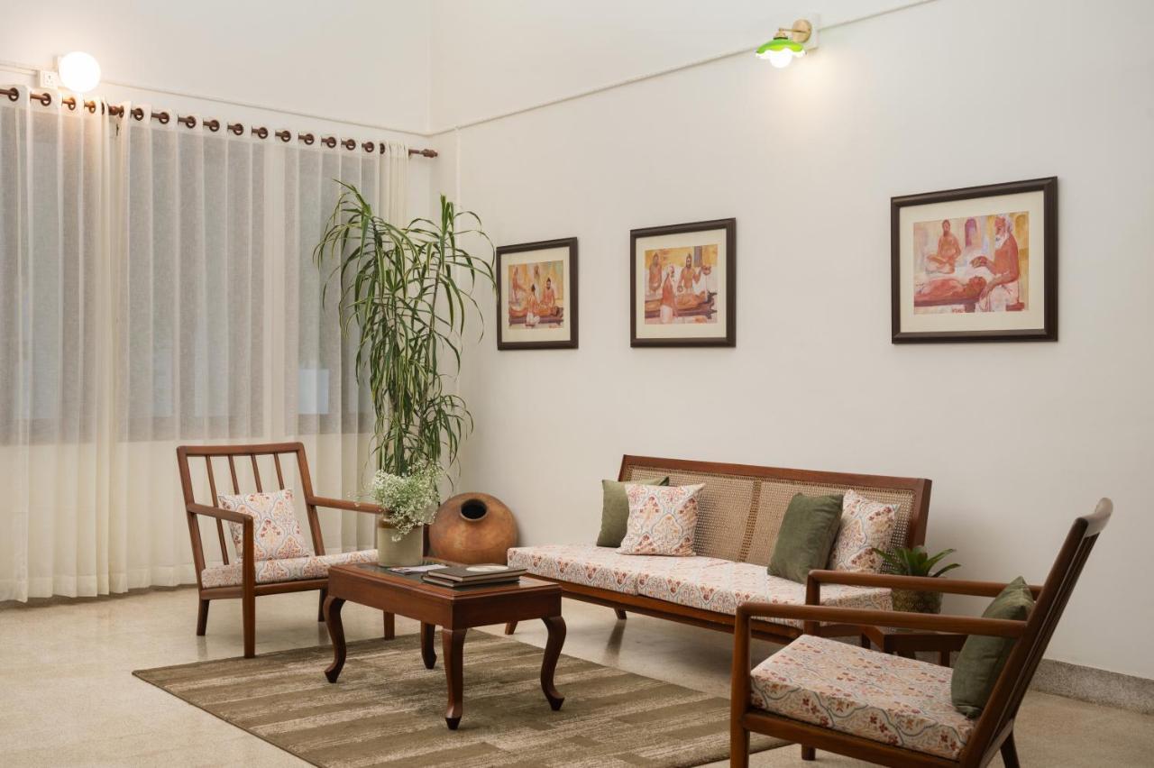 The Sacred Lotus Ayurveda Wellness Retreat Hotel Kochi Exterior photo