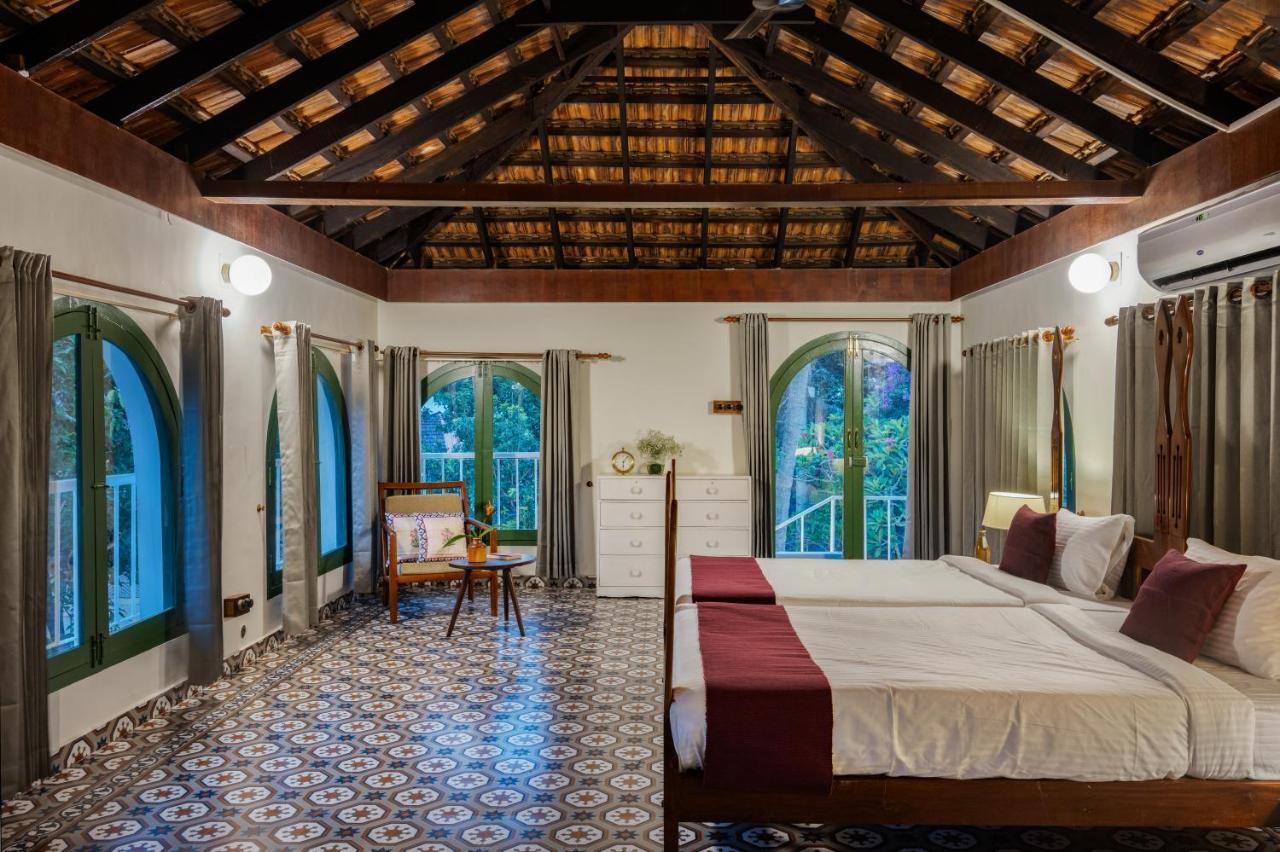 The Sacred Lotus Ayurveda Wellness Retreat Hotel Kochi Exterior photo